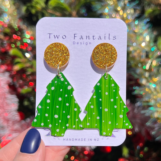 Mega Polka Pop – Green Christmas Tree Stud Dangles
