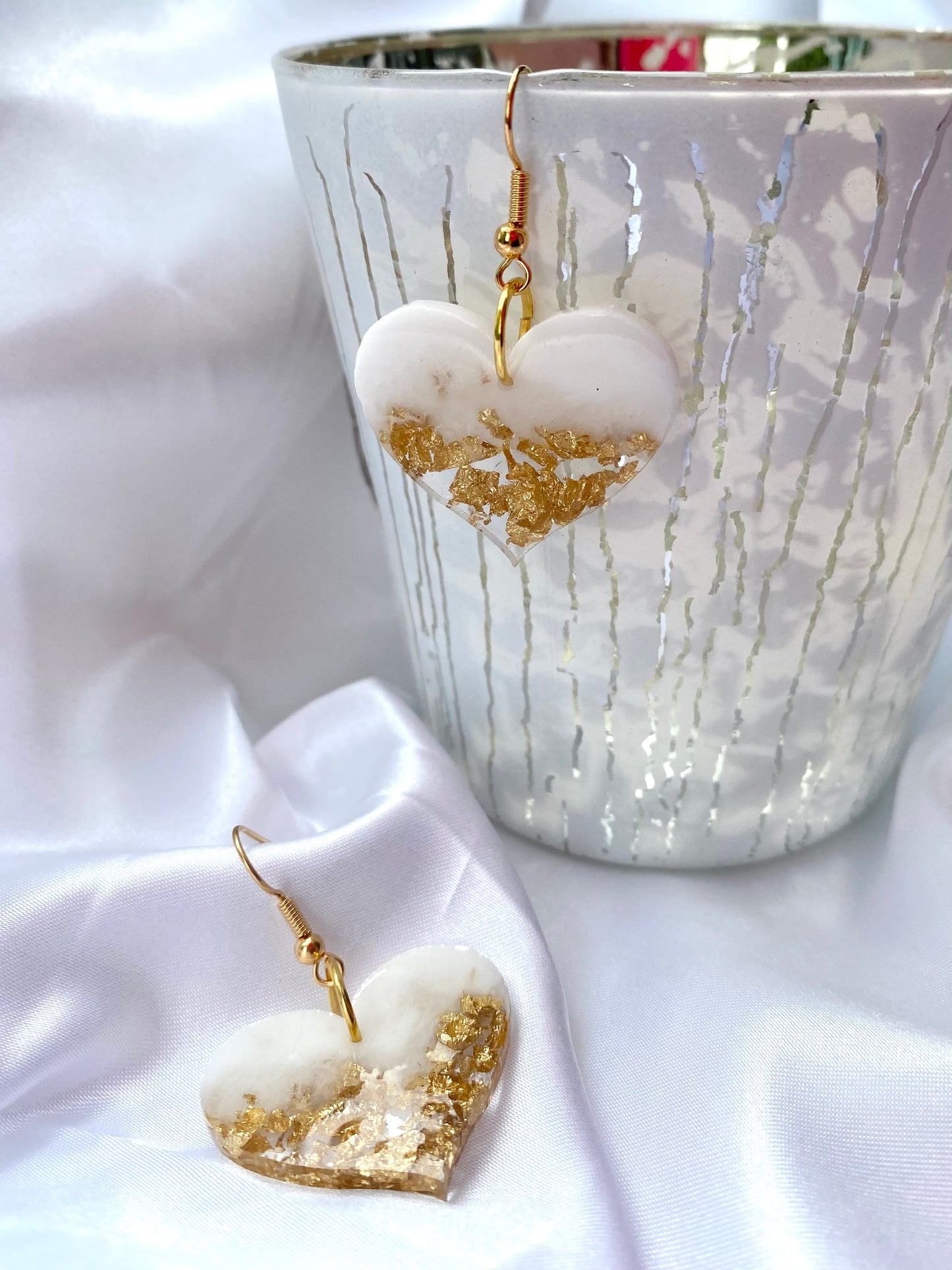 Lido White and Gold Hearts